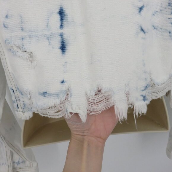 Guess Women Medium White Blue Bleached Distressed Crop Denim Jacket NEW Defects - Picture 9 of 15